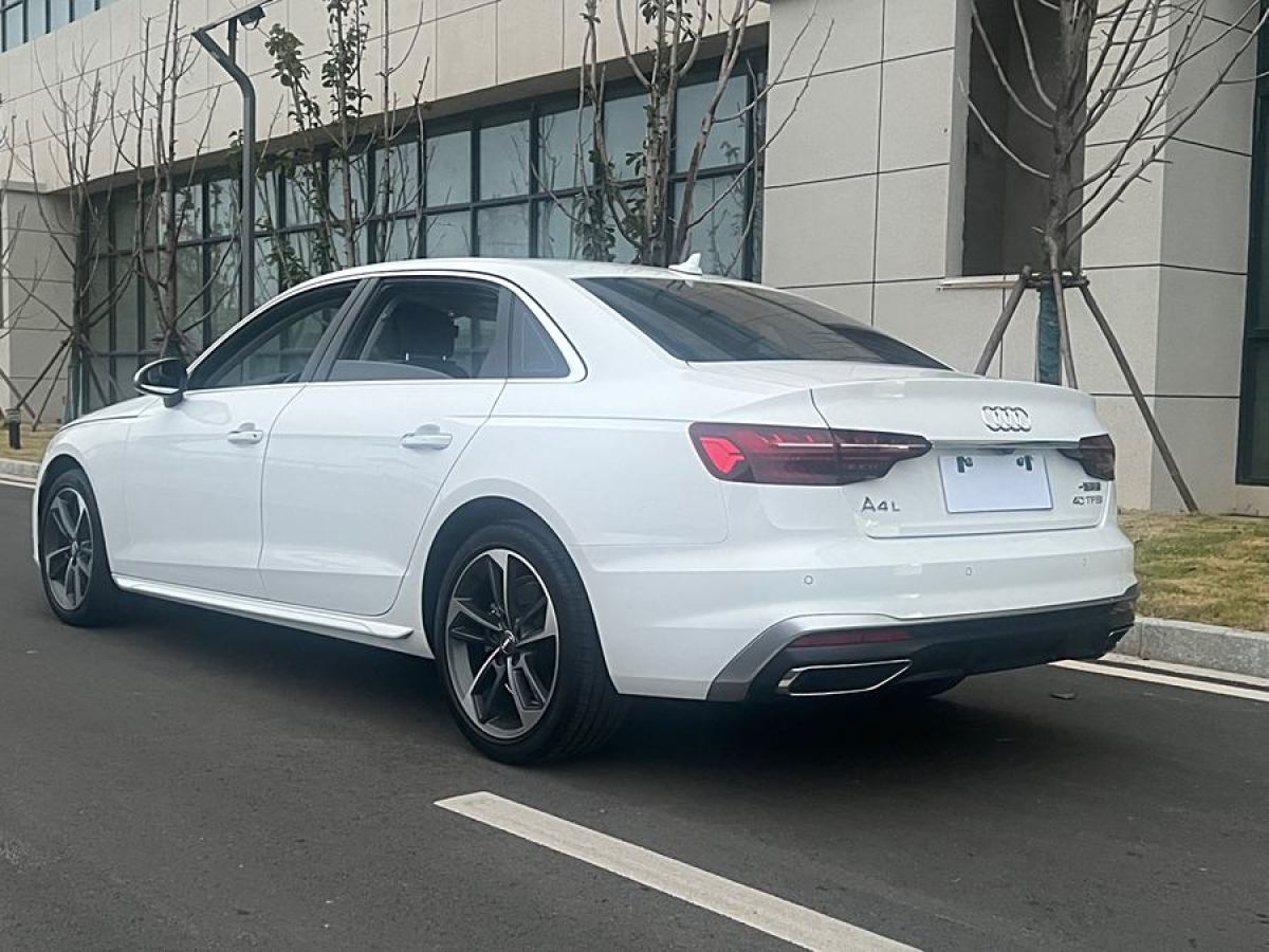 奧迪 奧迪A4L  2020款 40 TFSI 時(shí)尚動(dòng)感型圖片