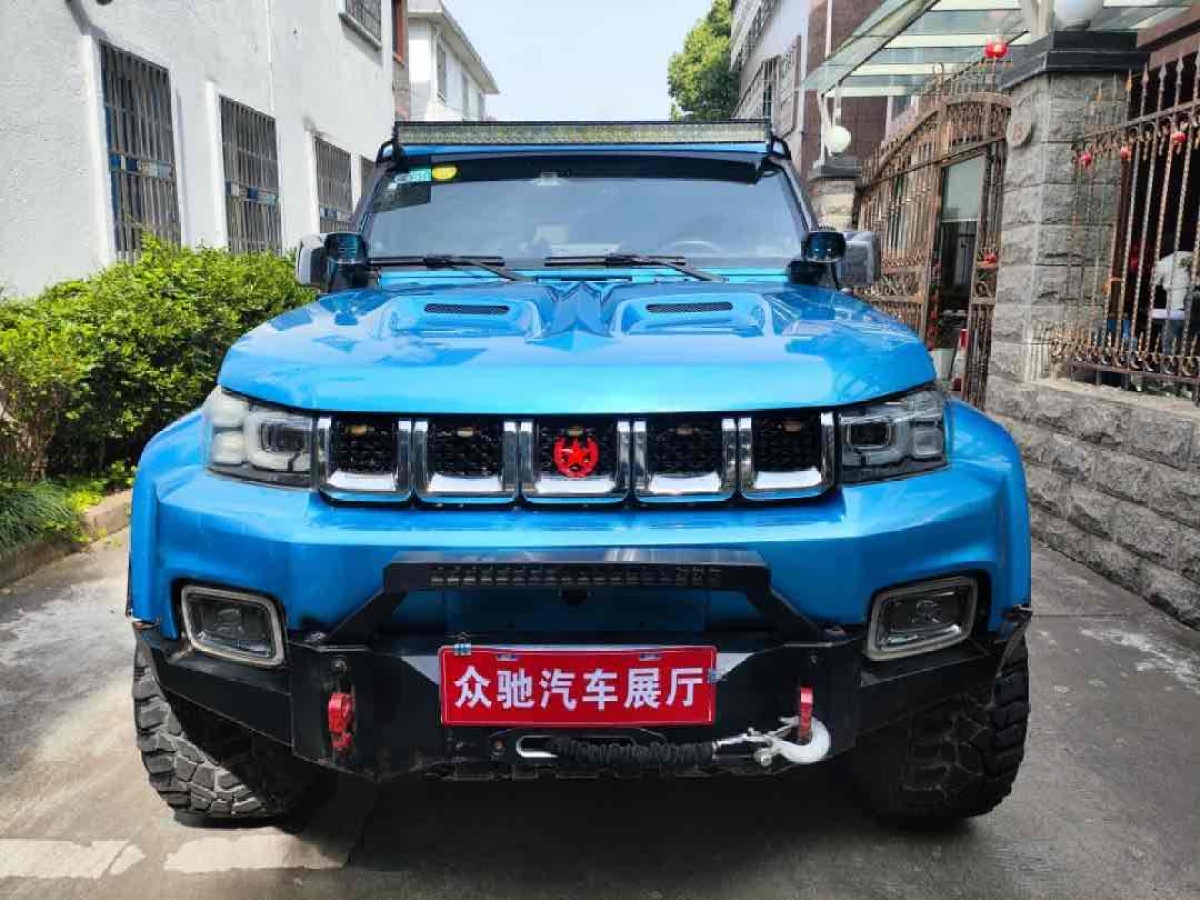 北京 BJ40  2016款 40L 2.3T 自動四驅(qū)尊享版圖片