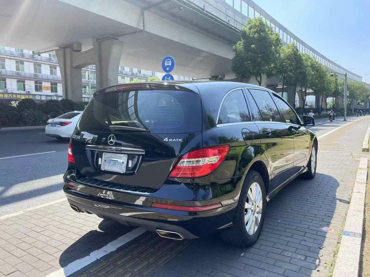 奔馳 奔馳R級  2014款 R 320 4MATIC 商務型圖片