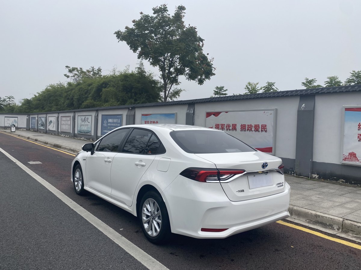 豐田 卡羅拉  2021款 雙擎 1.8L E-CVT精英版圖片