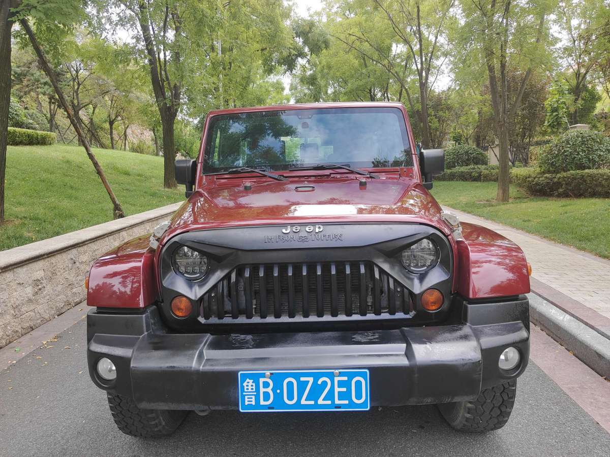 Jeep 牧馬人  2010款 3.8L Sahara 四門版圖片