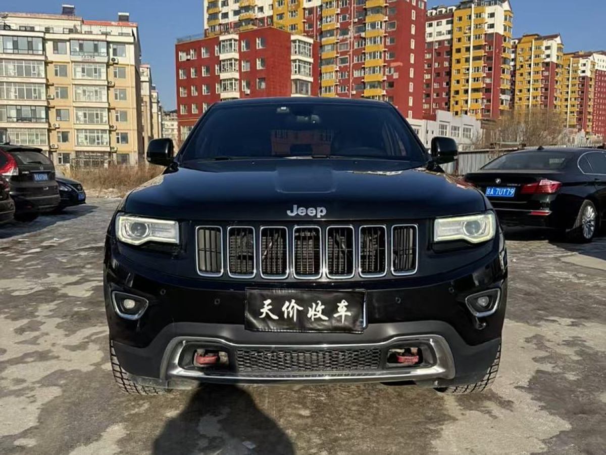 Jeep 大切諾基  2015款 3.6L 精英導(dǎo)航版圖片