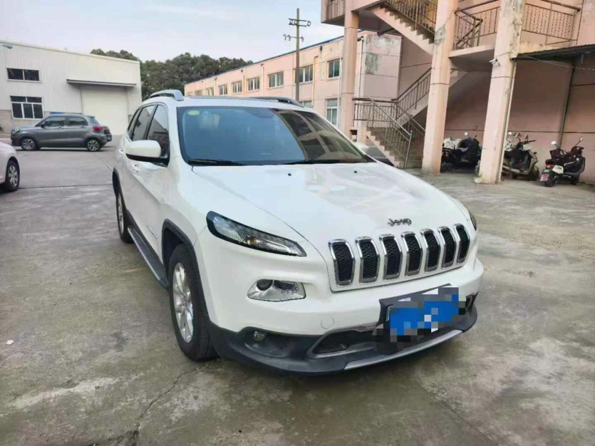 Jeep 自由俠  2018款 180T DCT動(dòng)能版+圖片