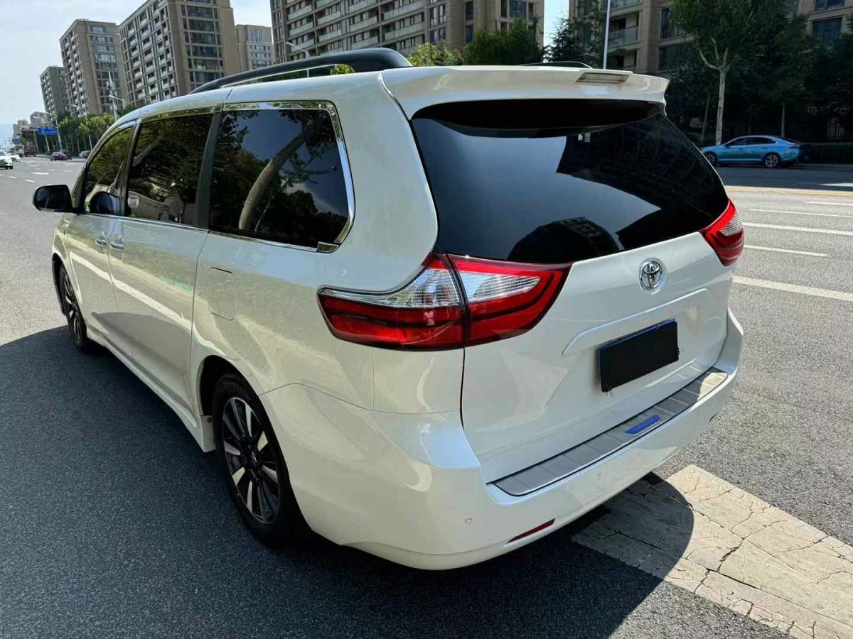 2019年1月納智捷 優(yōu)6 SUV  2019款 1.8T 經(jīng)典天窗版