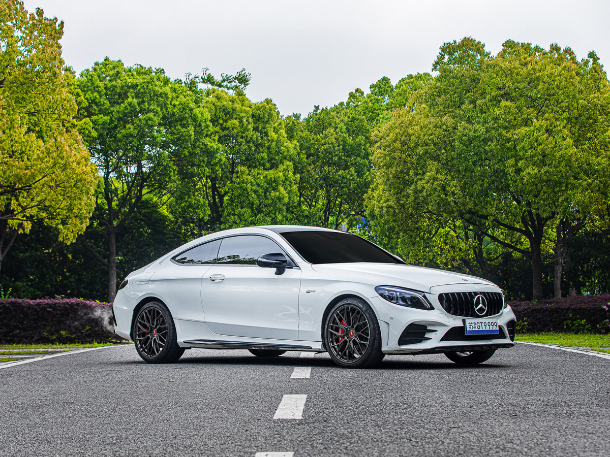 奔馳 奔馳C級(jí)AMG  2019款 AMG C 43 4MATIC 轎跑車圖片