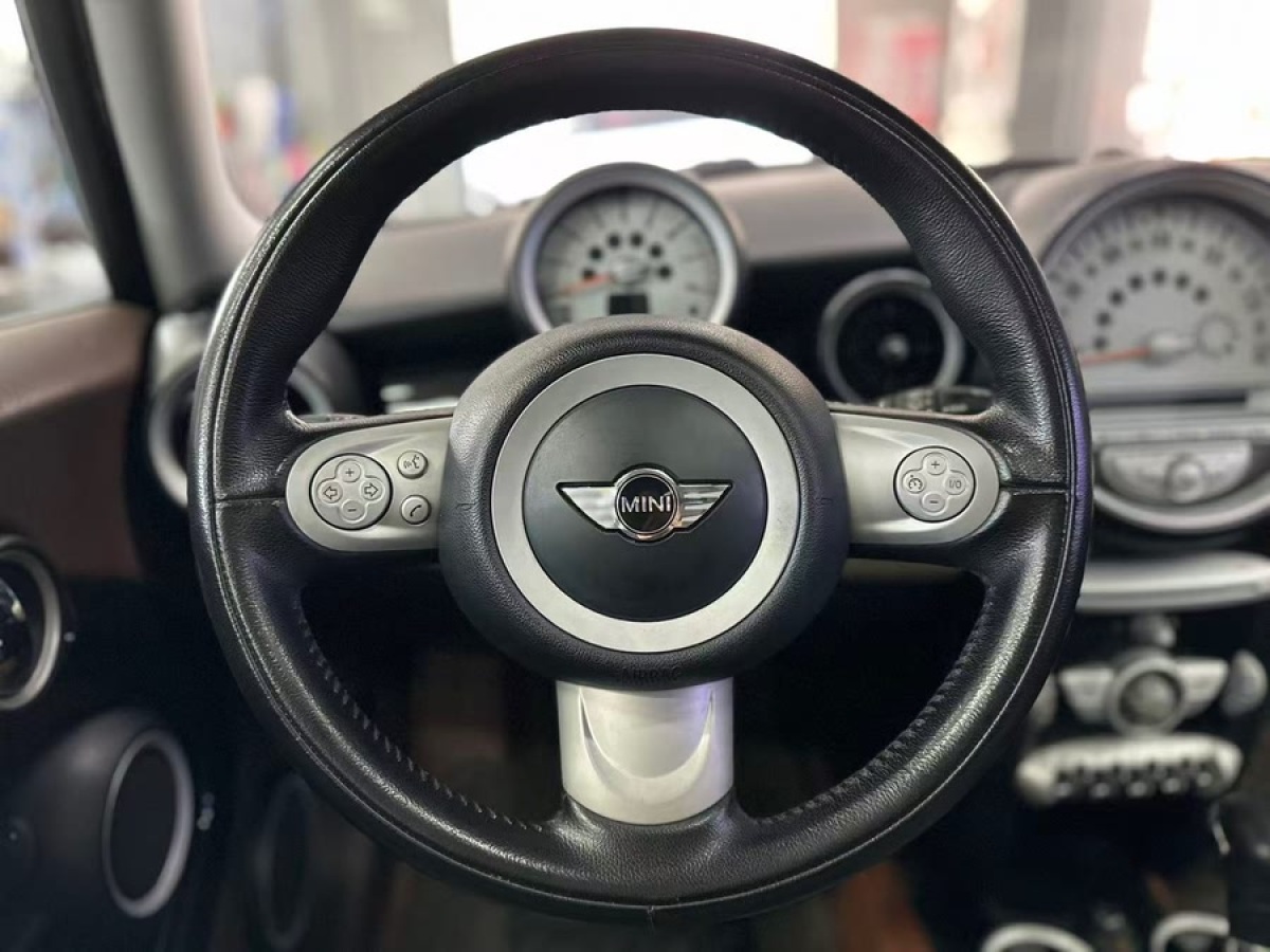 MINI CLUBMAN  2010款 1.6L COOPER Cheer圖片