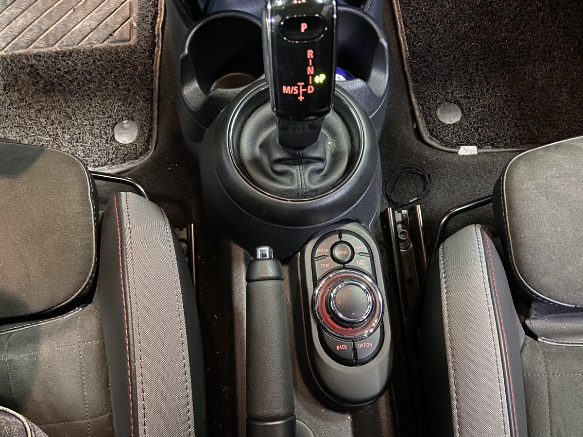 MINI MINI  2022款 2.0T COOPER S 黑標特別版圖片