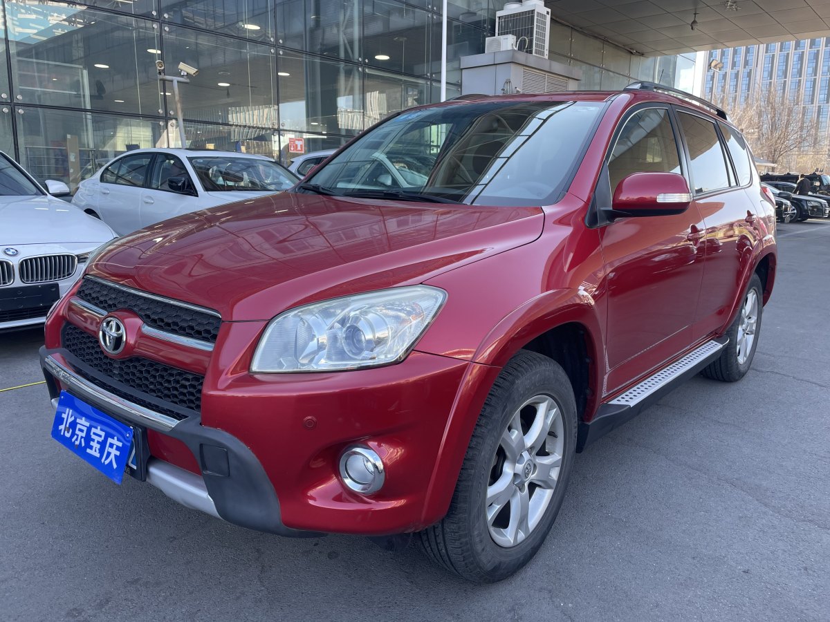 2012年10月豐田 RAV4榮放  2012款 炫裝版 2.4L 自動四驅(qū)豪華