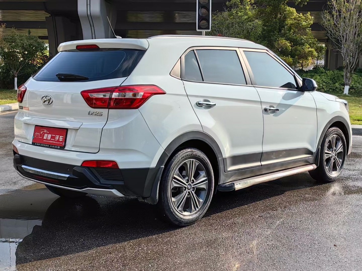 現(xiàn)代 ix25  2015款 1.6L 自動兩驅(qū)智能型GLS圖片