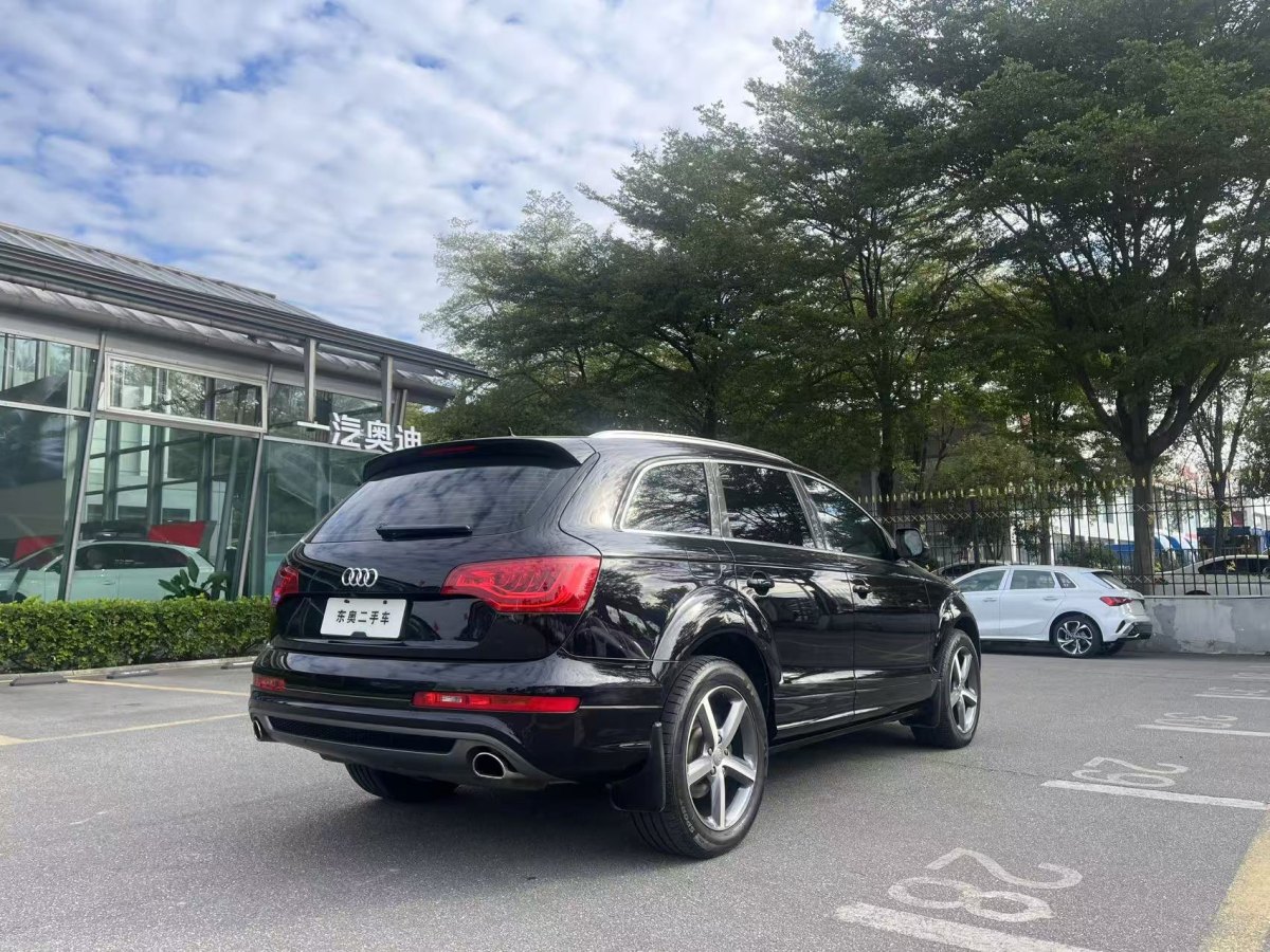 奧迪 奧迪Q7  2015款 35 TFSI 進(jìn)取型圖片