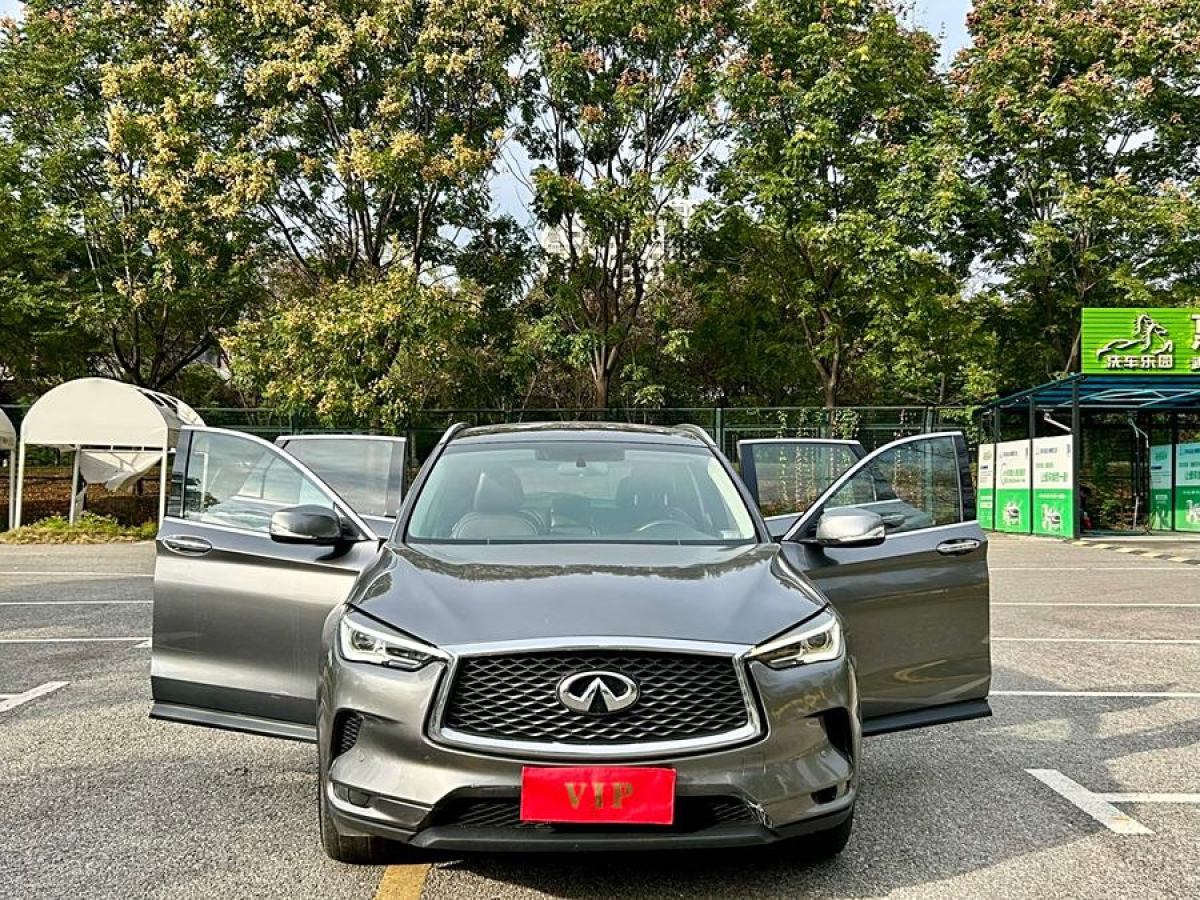 2019年10月英菲尼迪 QX50  2018款 2.0T 兩驅(qū)菁英版