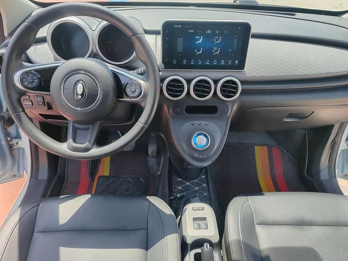 歐拉 歐拉黑貓  2021款 2021款 351km 豪華型圖片