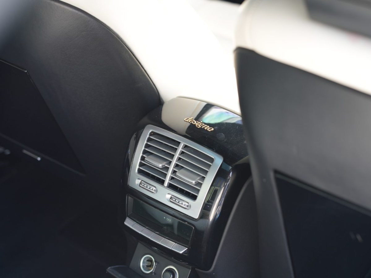 奔馳 奔馳S級(jí)  2012款 S 600 L Grand Edition designo圖片