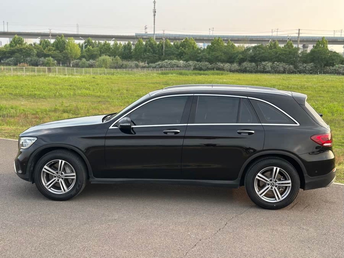 奔馳 奔馳GLC  2018款 改款 GLC 260 4MATIC 動(dòng)感型圖片