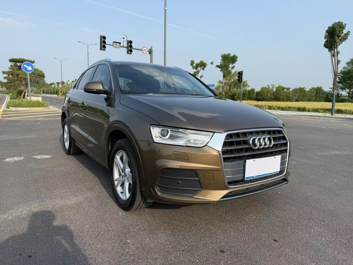 奧迪 奧迪Q3  2016款 30 TFSI 時(shí)尚型圖片