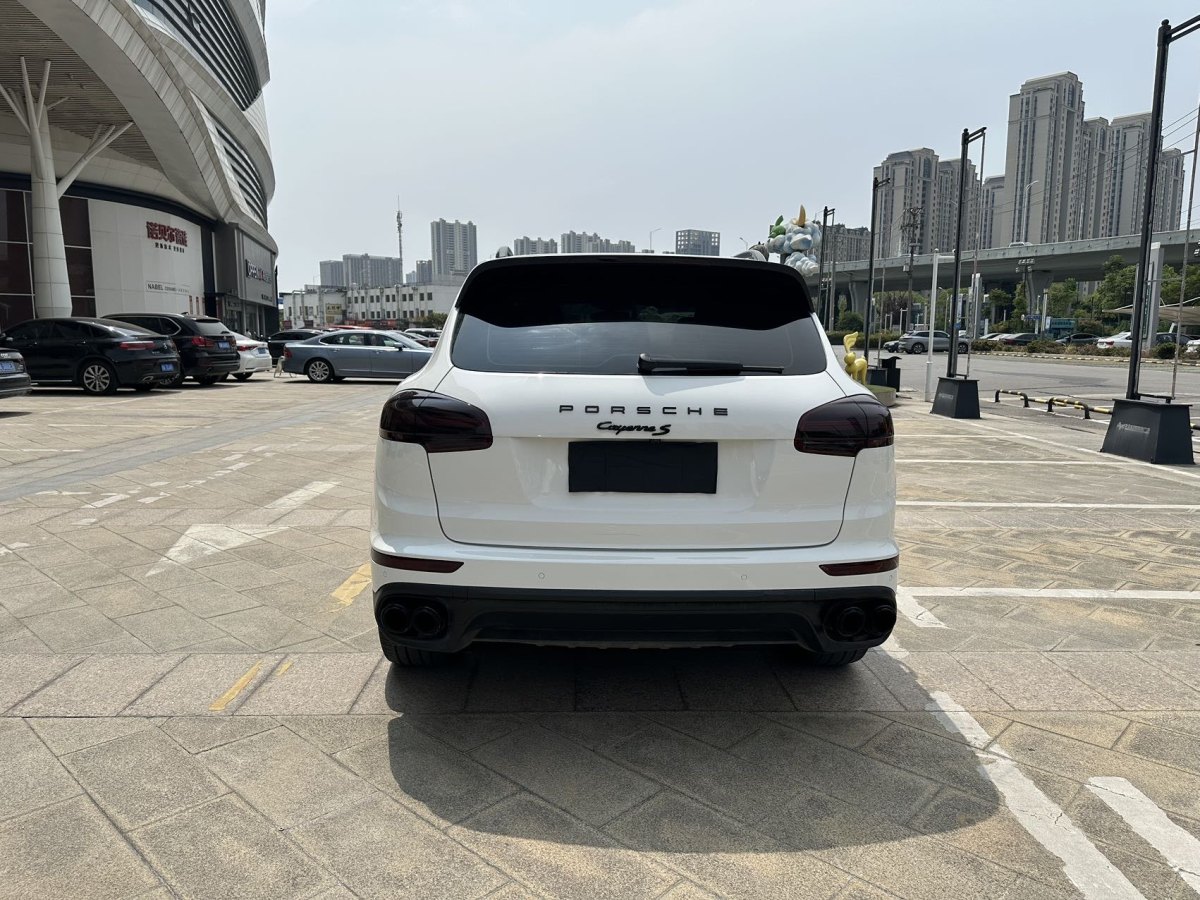 保時捷 Cayenne新能源  2015款 Cayenne S E-Hybrid 3.0T圖片