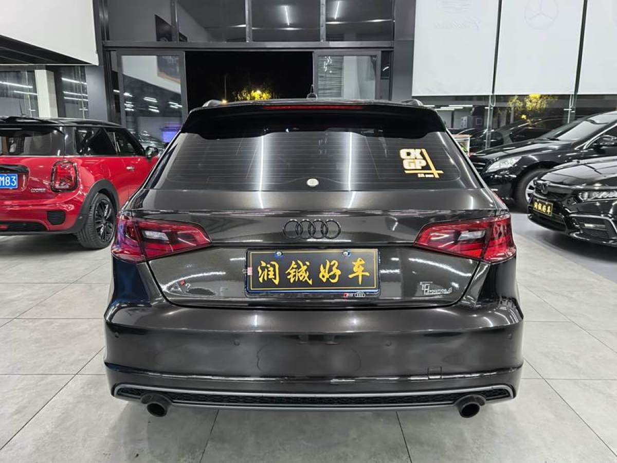 2015年12月奧迪 奧迪A3  2015款 Sportback 45 TFSI S line 運動型