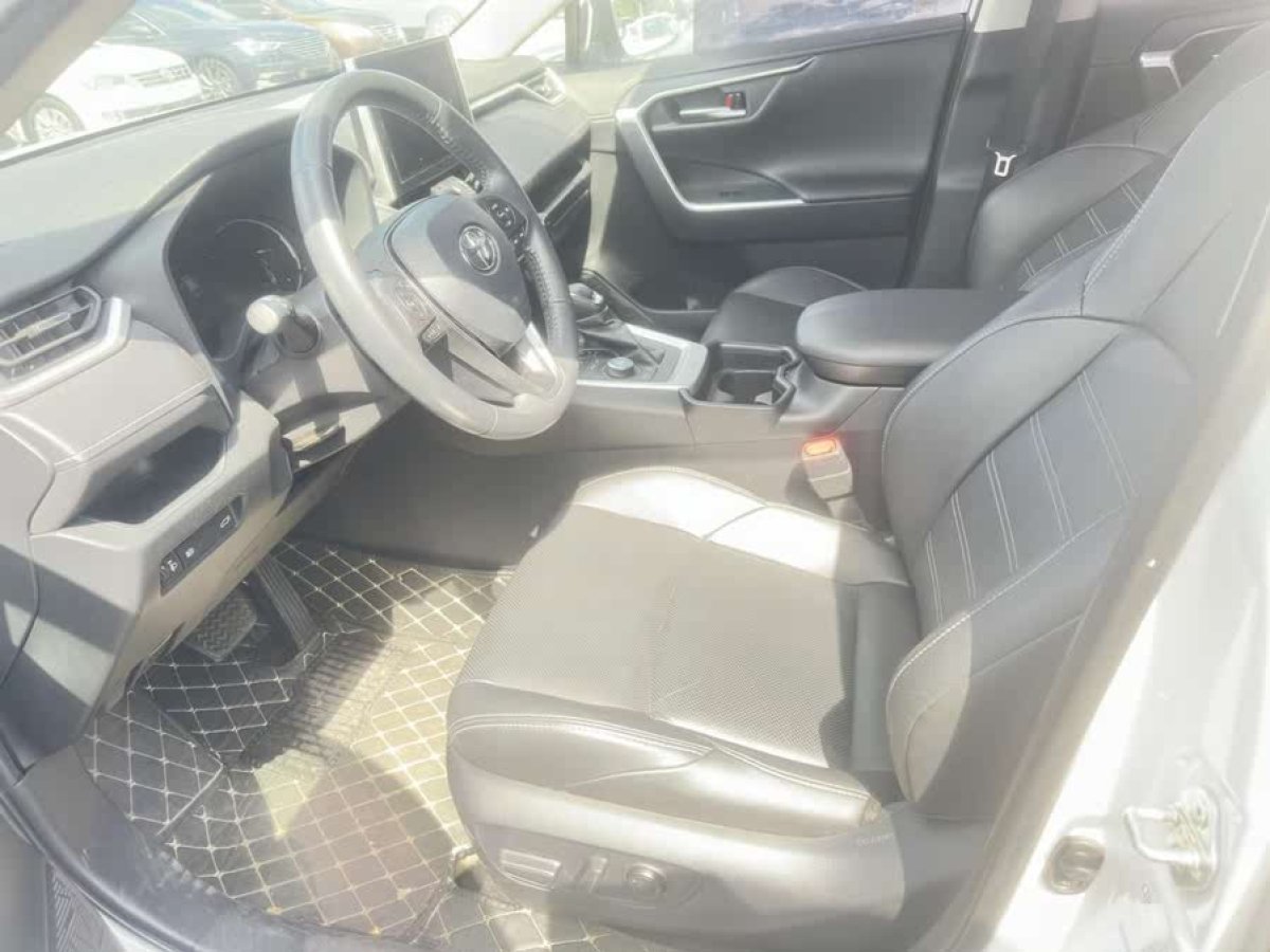 豐田 威蘭達  2020款 2.0L CVT四驅尊貴版圖片