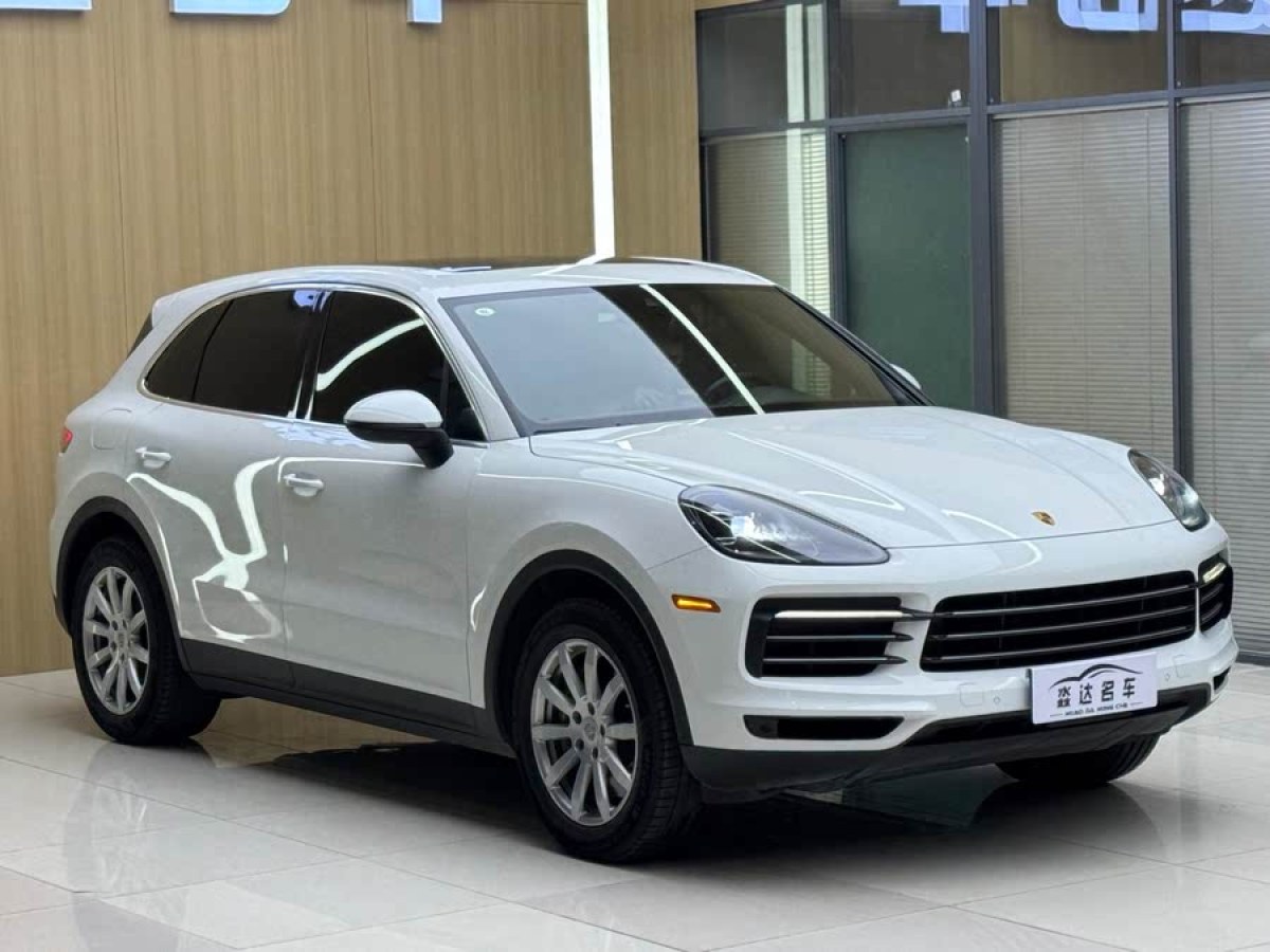 保時(shí)捷 Cayenne  2022款 Cayenne 3.0T 鉑金版圖片