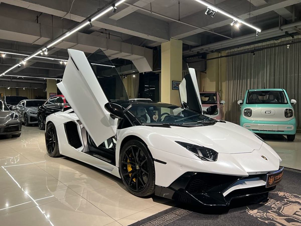 蘭博基尼 Aventador  2011款 LP 700-4圖片