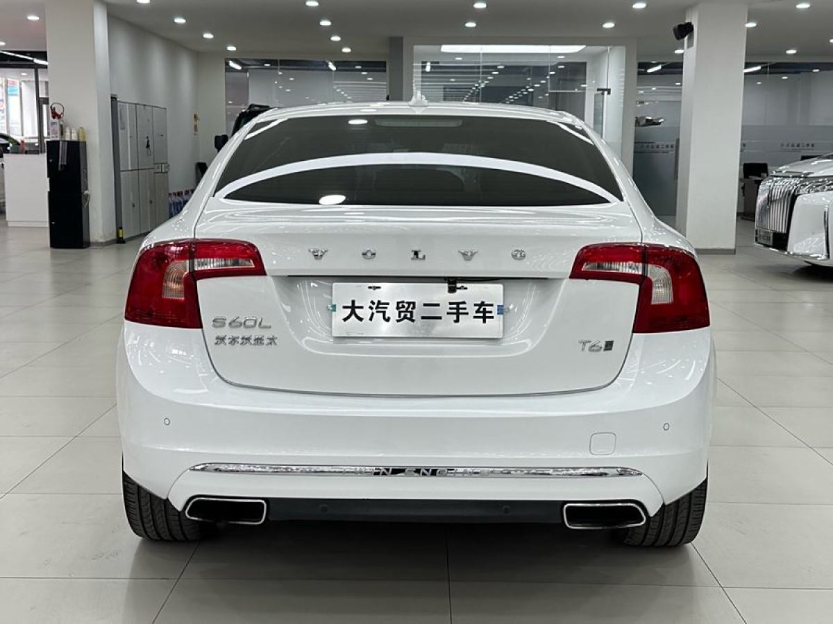 沃爾沃 S60L新能源  2015款 E驅(qū)混動 T6智馭版圖片