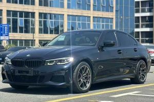寶馬M3 寶馬 M3四門轎車?yán)做? />
							</a>
							
							<!--這里原來的參數(shù)為car._id因上下不一致修改-->
							<a href=
