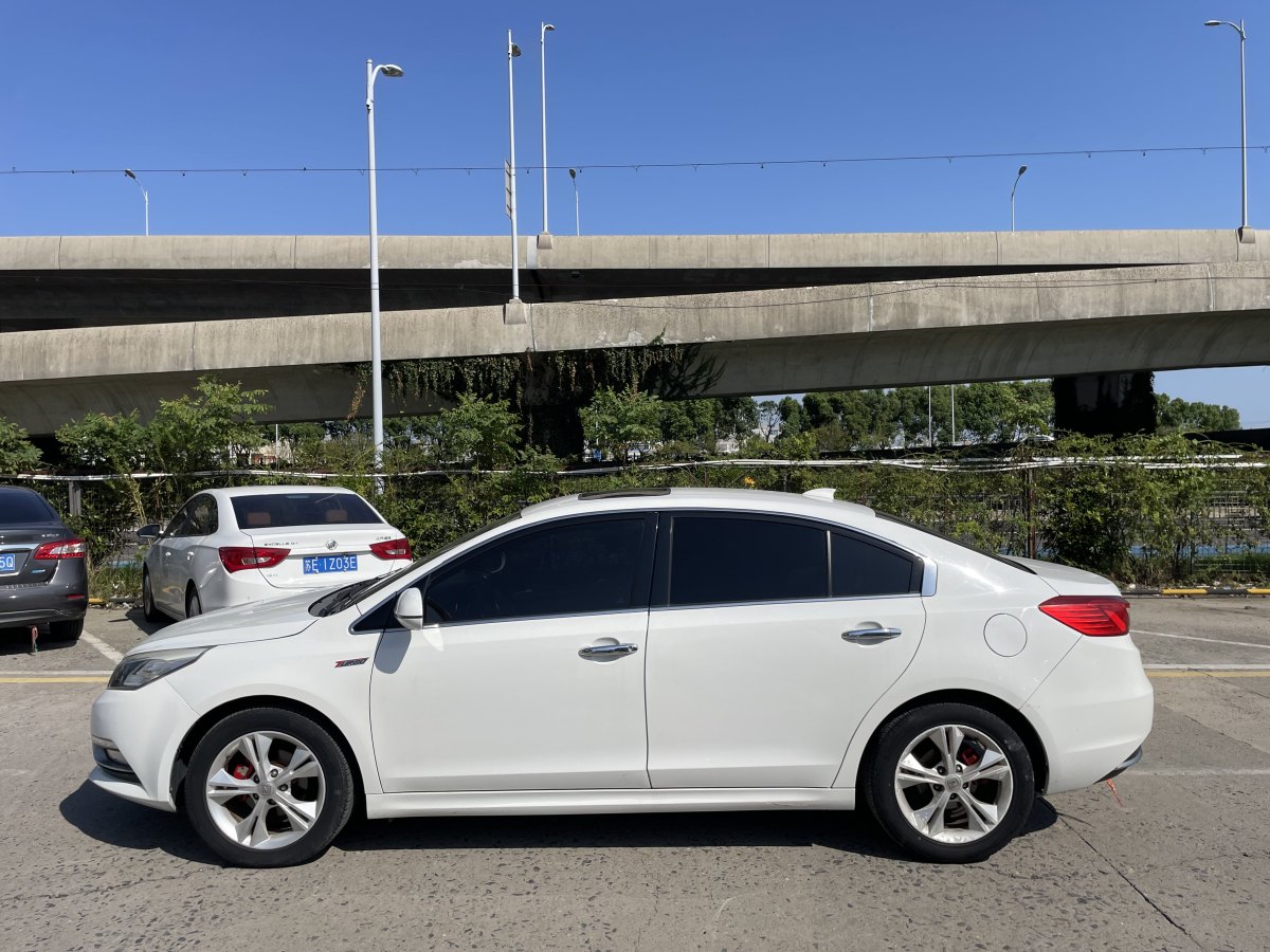 眾泰 Z500  2016款 1.5T 手動豪華型圖片