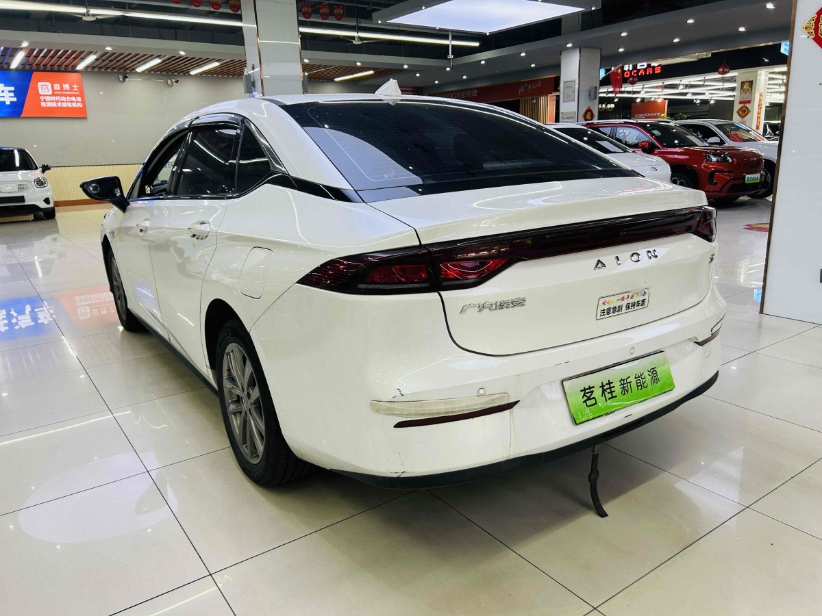 埃安 AION S  2023款 炫 580 55.2kWh 磷酸鐵鋰圖片