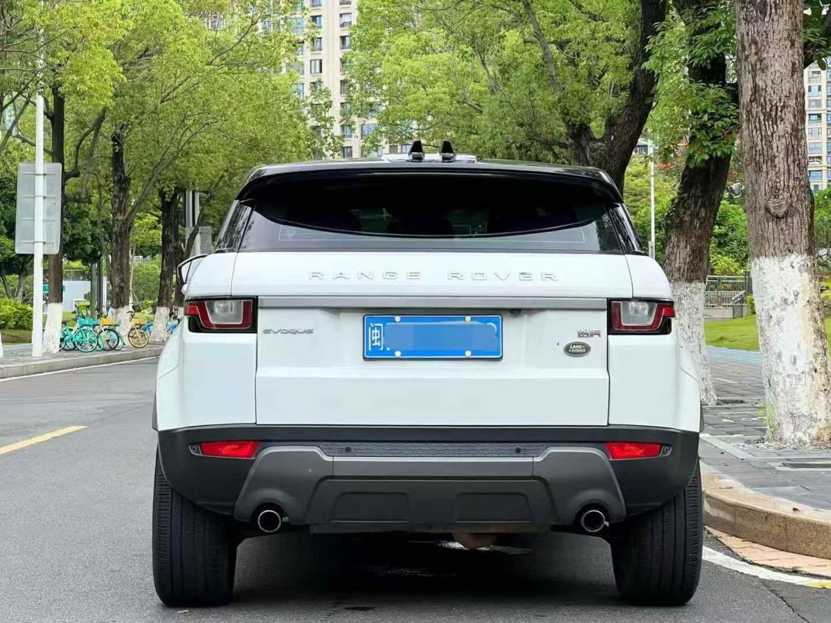 路虎 攬勝  2019款 3.0 V6 SC 傳世加長(zhǎng)版圖片