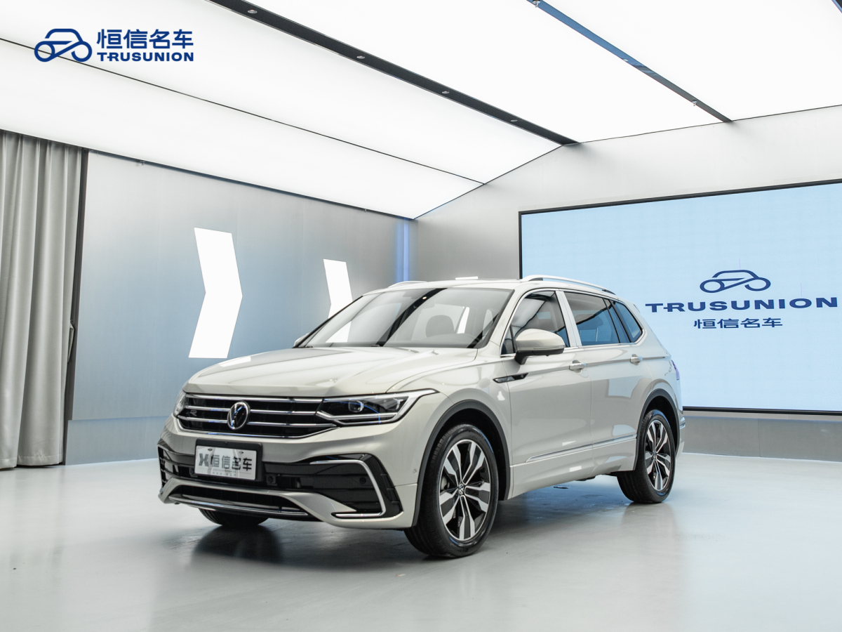 大眾 途觀L  2023款 改款 330TSI 自動(dòng)兩驅(qū)R-Line越享版圖片