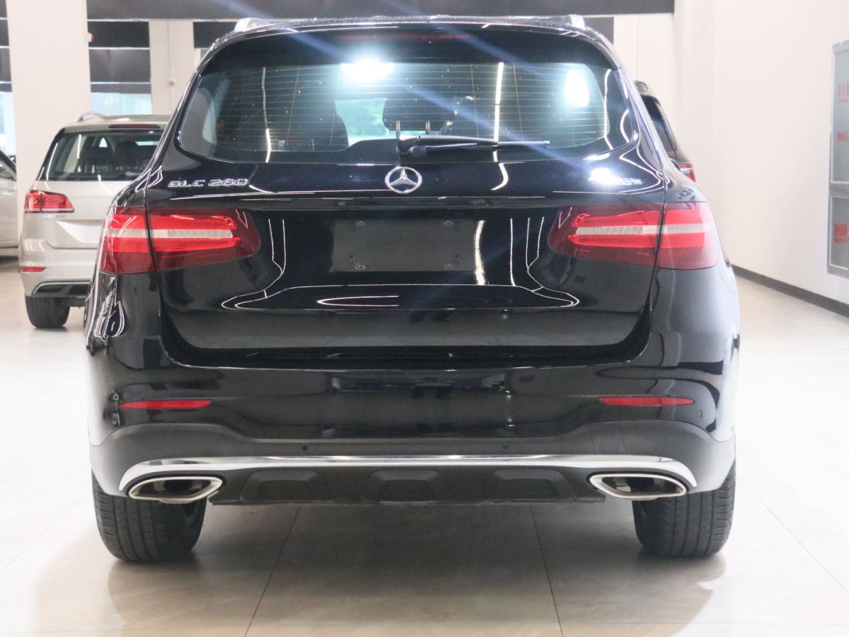 2017年2月奔馳 奔馳GLC  2017款 GLC 260 4MATIC 豪華型