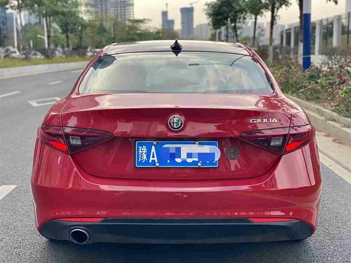 2017年6月阿爾法·羅密歐 Giulia  2017款 2.0T 200HP 豪華版