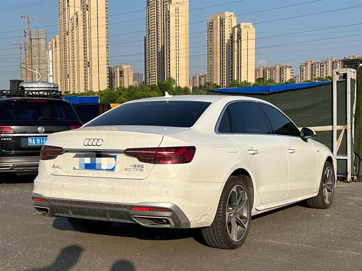 奧迪 奧迪A4L  2022款 40 TFSI 豪華動(dòng)感型圖片