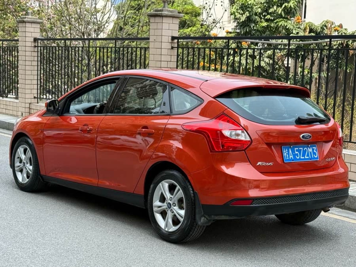 福特 福克斯  2012款 兩廂 1.6L 自動風尚型圖片