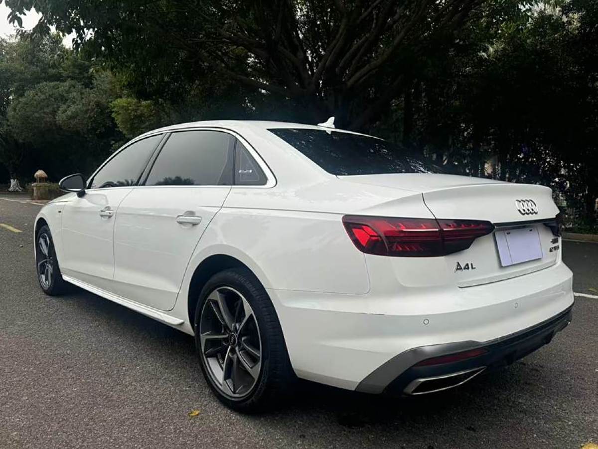 奧迪 奧迪A4L  2022款 40 TFSI 時尚動感型圖片