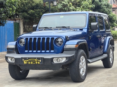 2019年4月 Jeep 牧馬人(進(jìn)口) 2.0T Sahara 四門炫頂版 國(guó)VI圖片