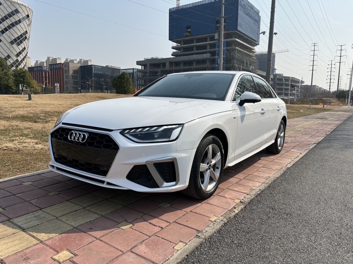 2022年6月奧迪 奧迪A4L  2022款 35 TFSI 時尚動感型