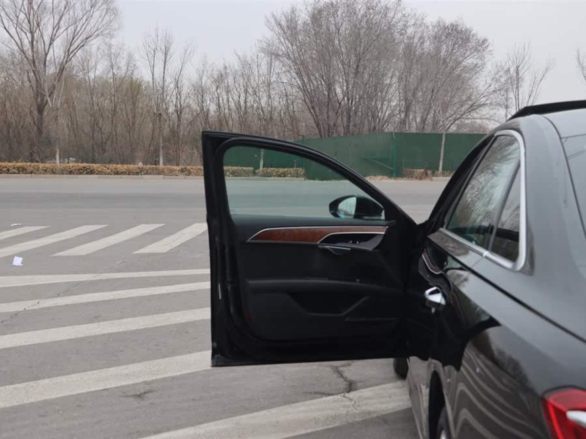 奧迪 奧迪A8  2018款 A8L 55 TFSI quattro投放版尊享型圖片