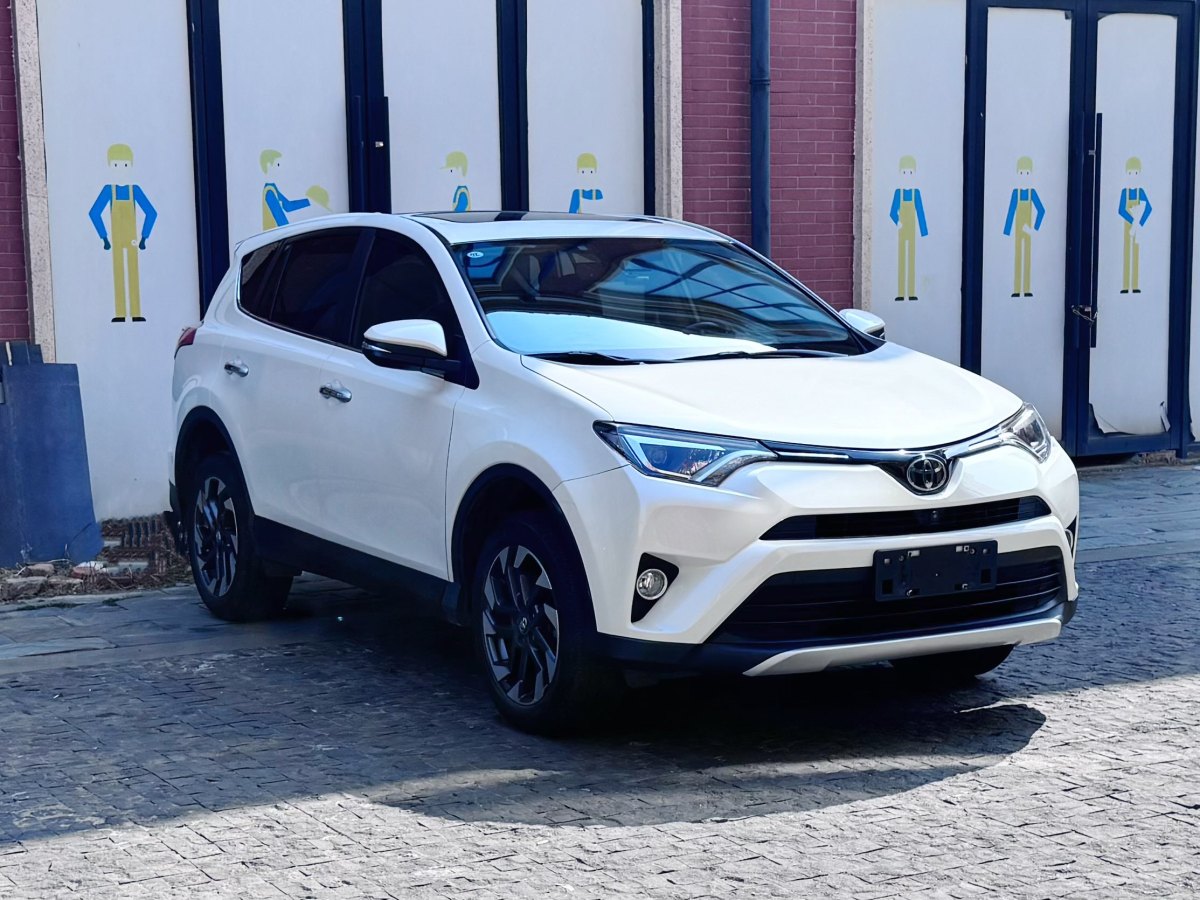 豐田 RAV4榮放  2018款 2.5L 自動(dòng)四驅(qū)精英i版圖片