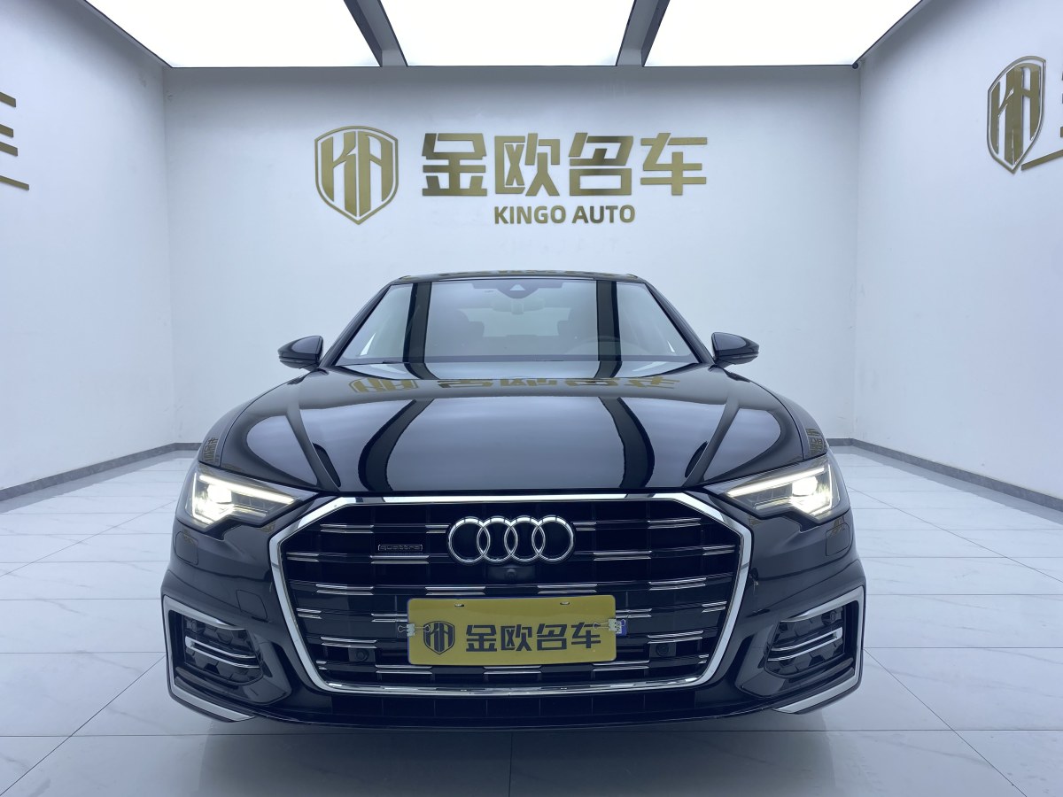 奧迪 奧迪A6L  2023款 改款 45 TFSI quattro 臻選動(dòng)感型圖片