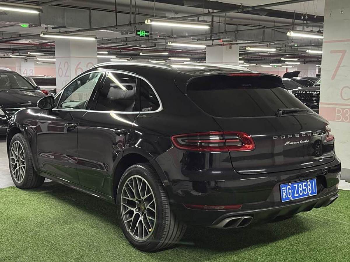 保時(shí)捷 Macan  2014款 Macan Turbo 3.6T圖片