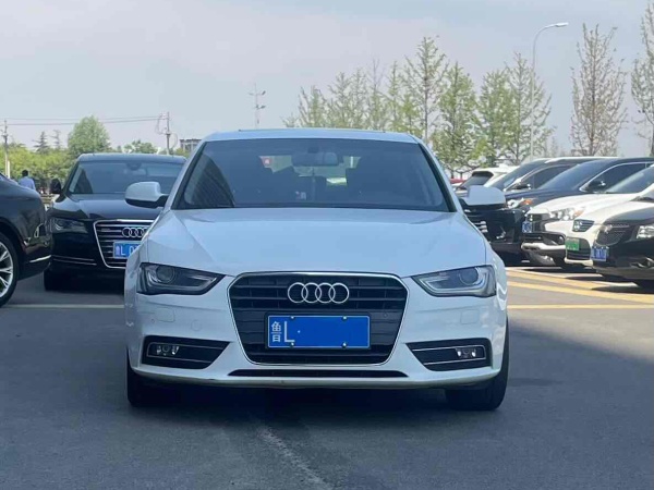 奥迪 奥迪A4L  2013款 35 TFSI 自动标准型