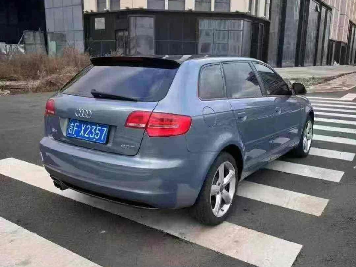 奧迪 奧迪A3  2010款 Sportback 1.8T 尊貴型圖片