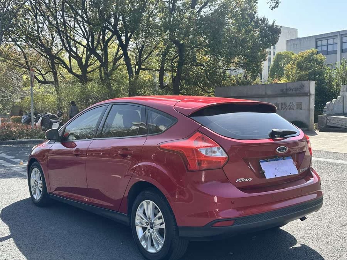 福特 福克斯  2012款 兩廂 1.6L 自動舒適型圖片