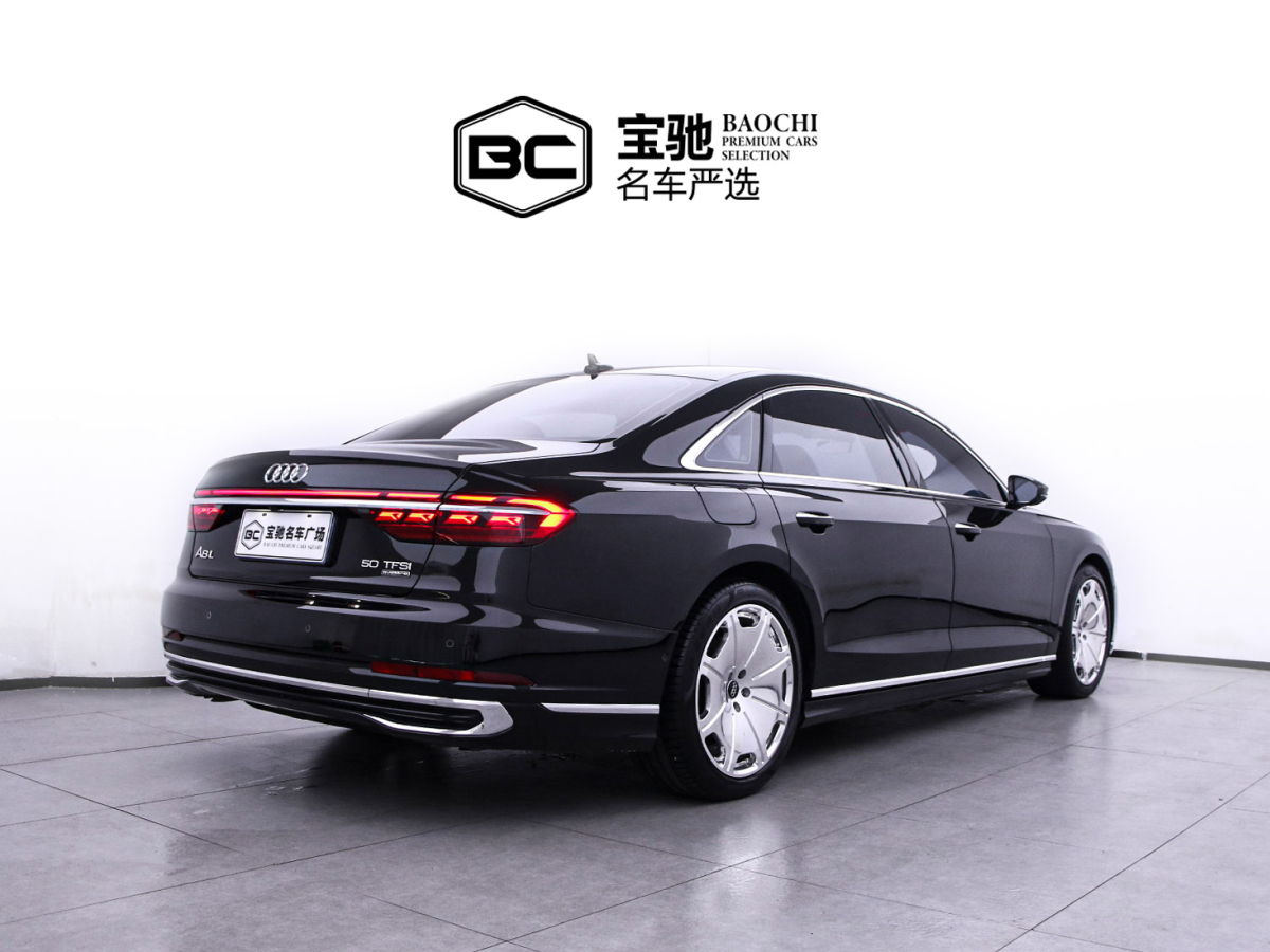 奥迪 奥迪A8  2023款 A8L 50 TFSI quattro 臻选型图片