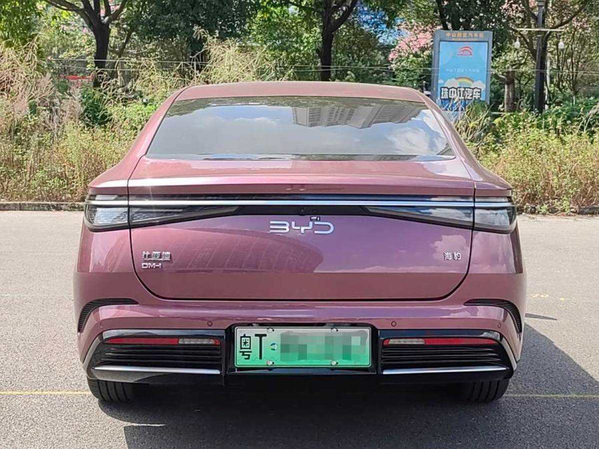 比亞迪 海豹  2023款 DM-i 1.5L 121km 尊貴型圖片