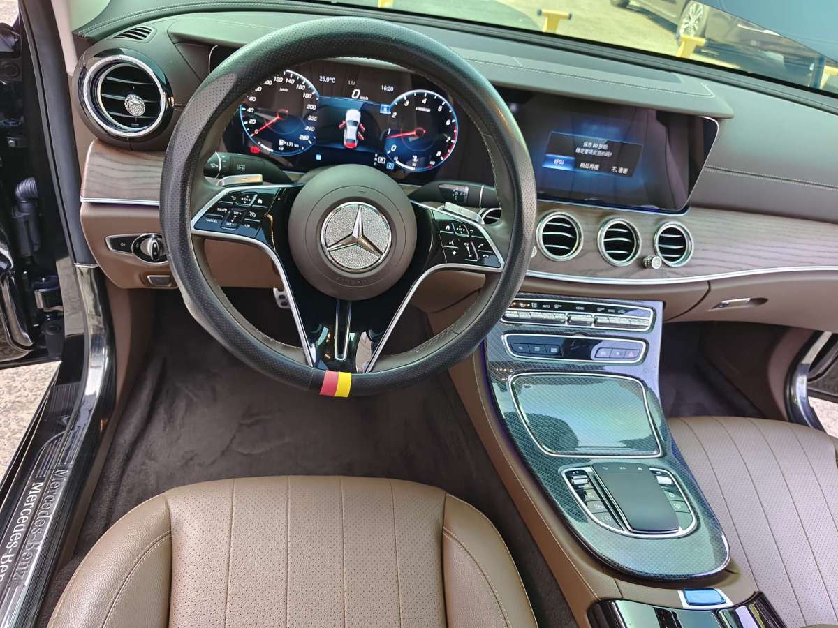 奔馳 奔馳E級  2021款 E 300 L 豪華型圖片
