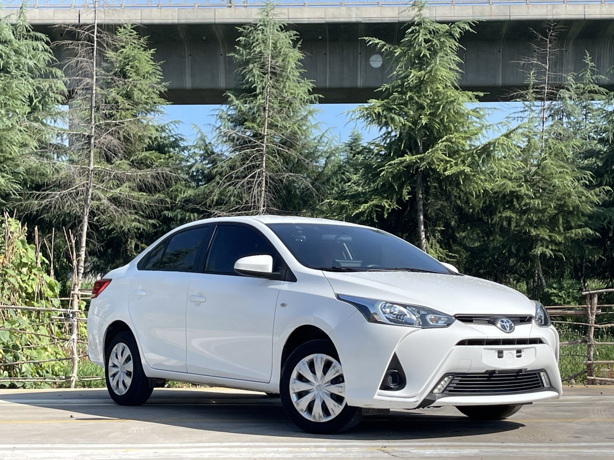 豐田 YARiS L 致享  2020款 1.5L CVT領(lǐng)先版圖片