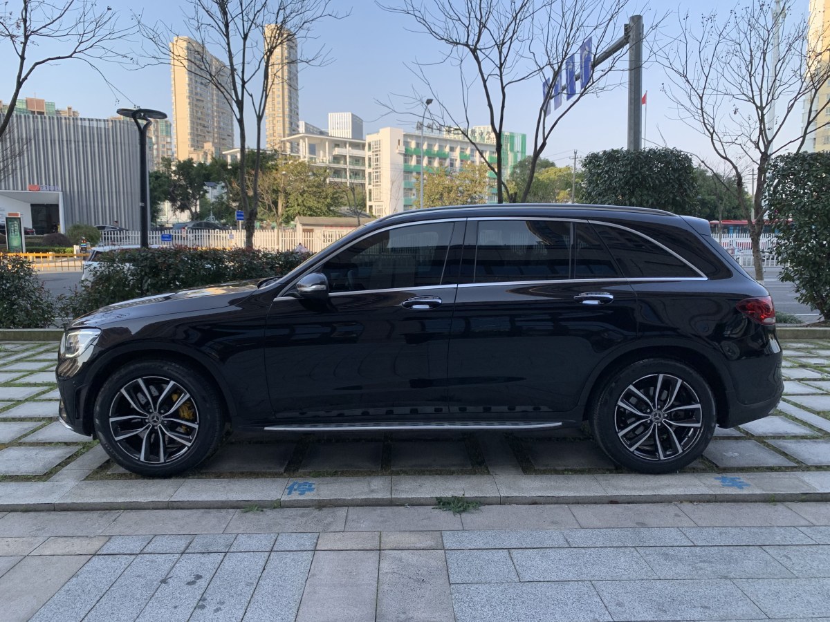 奔馳 奔馳GLC  2018款 改款 GLC 300 4MATIC 動感型圖片