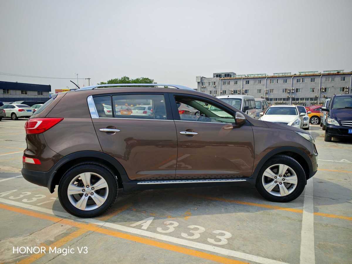 起亞 智跑  2011款 2.0L 自動(dòng)兩驅(qū)版GLS圖片